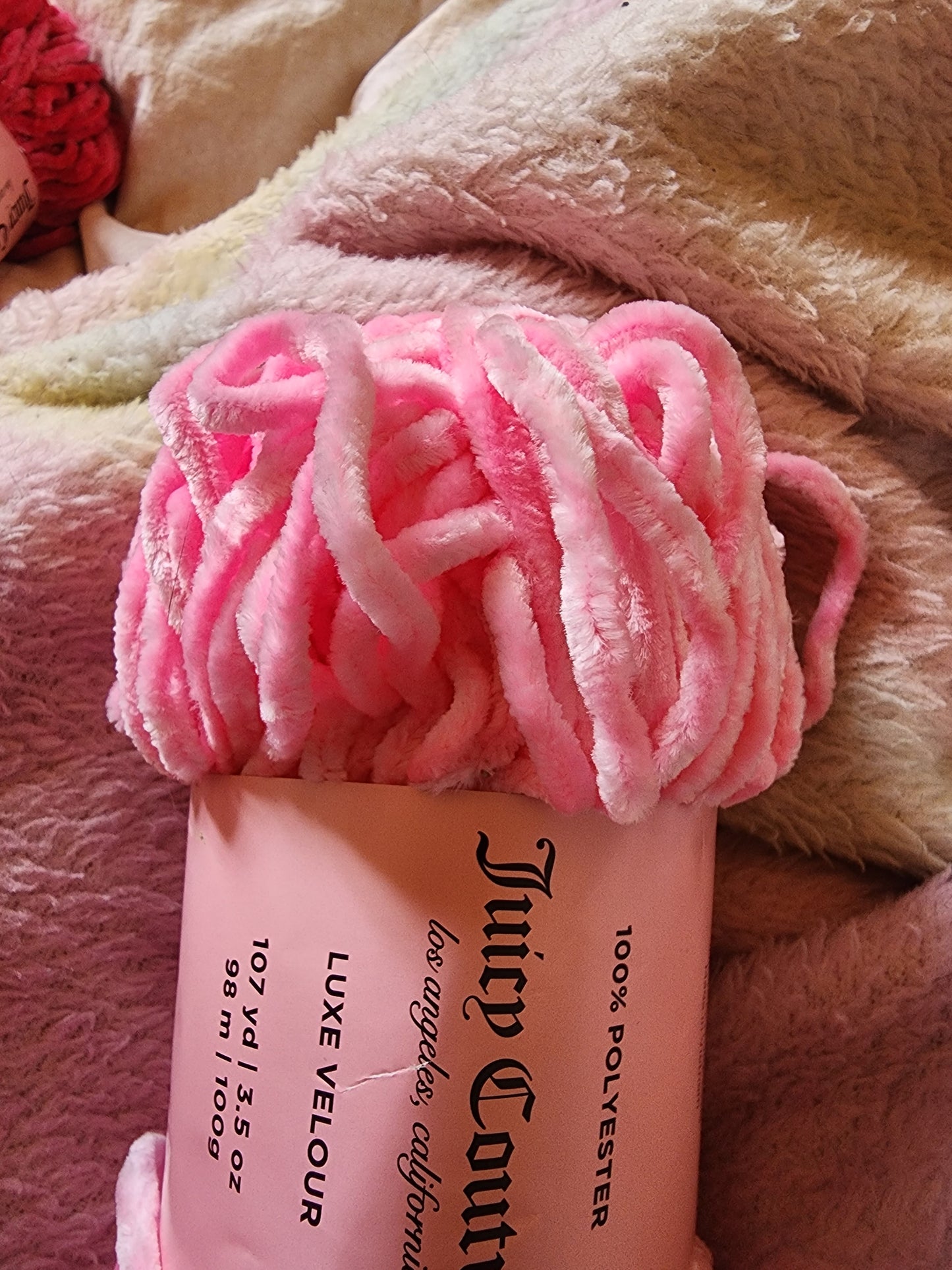 ♡ Velvet scrunchies ♡